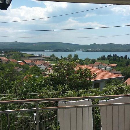 House Sarovic Apartment ติวัต ภายนอก รูปภาพ