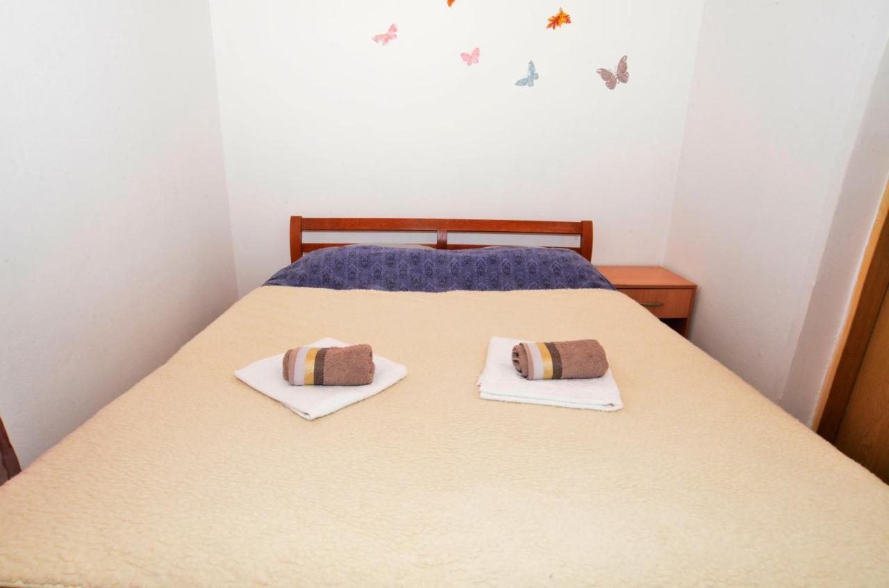 House Sarovic Apartment ติวัต ภายนอก รูปภาพ